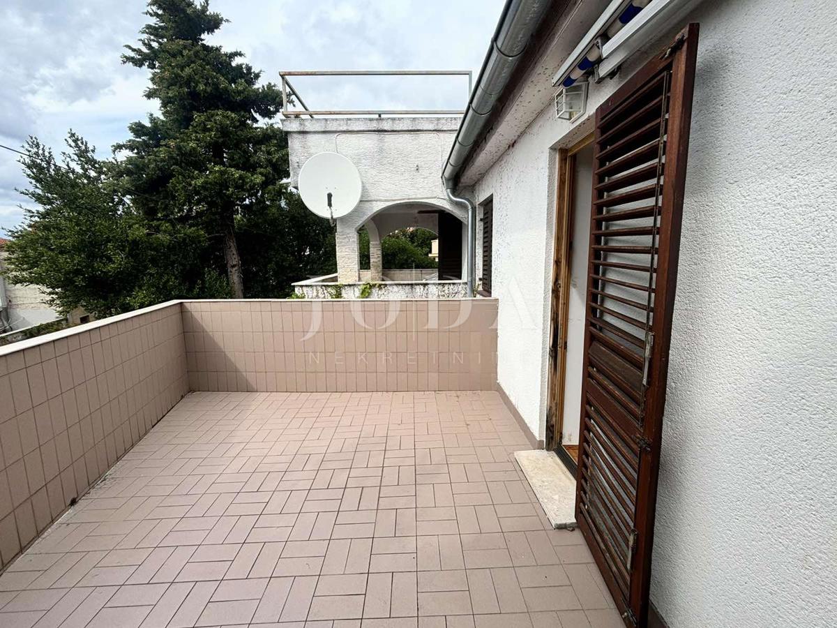 Prodamo stanovanje v Selcih, odlična lokacija in pogled na morje