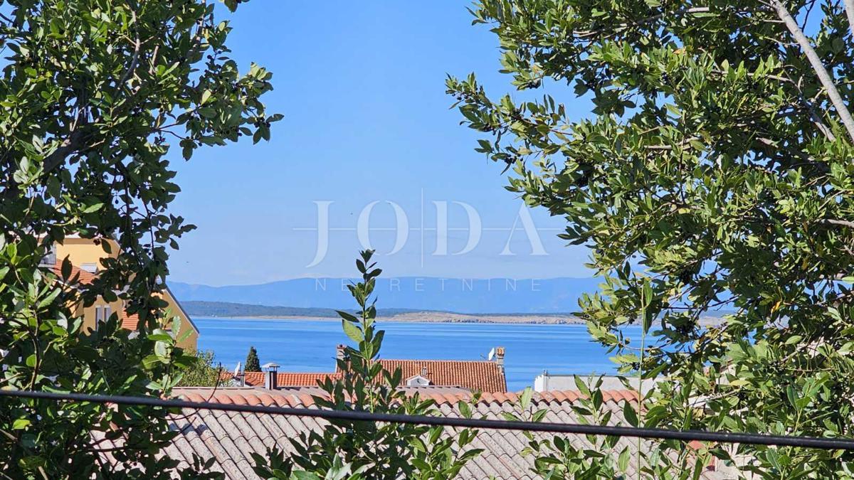 Prodamo stanovanje v Selcih, odlična lokacija in pogled na morje