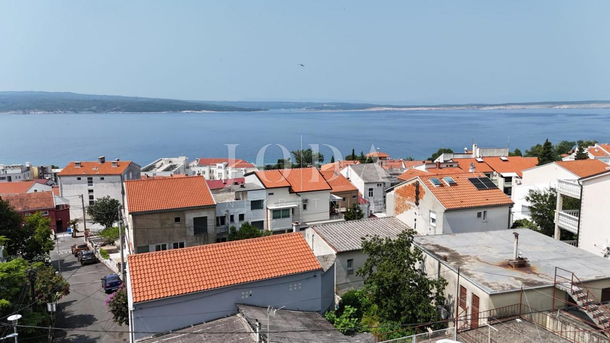 Crikvenica, vrstna hiša na odlični lokaciji