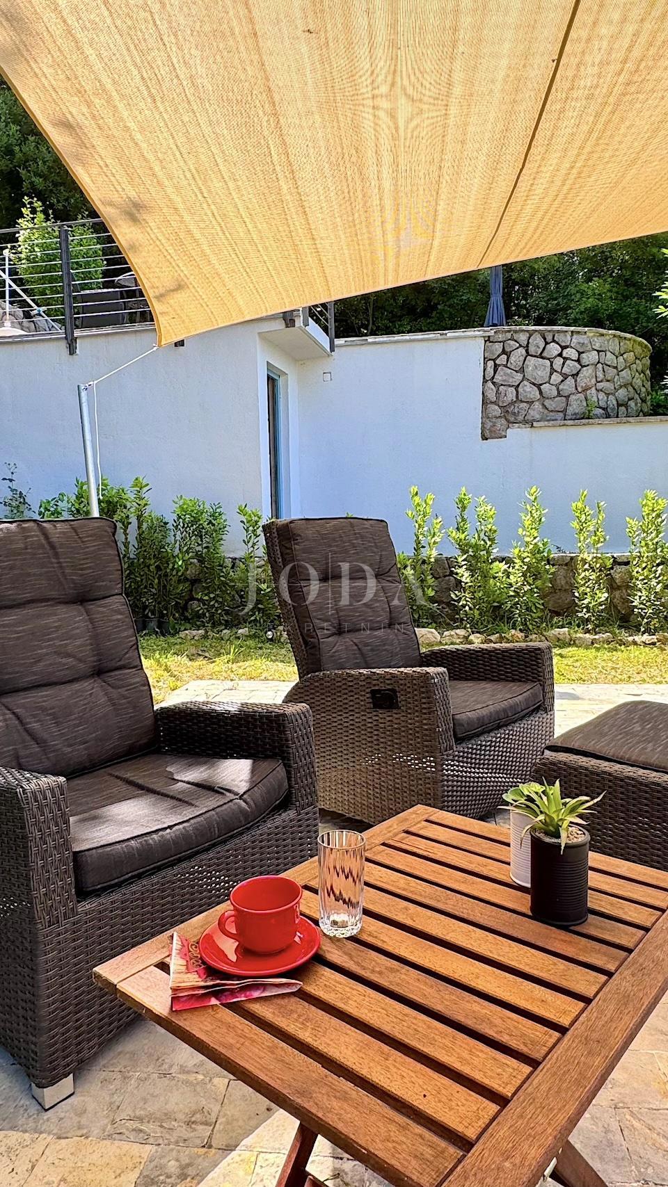 Hiša Grižane-Belgrad, Vinodolska Općina, 585m2