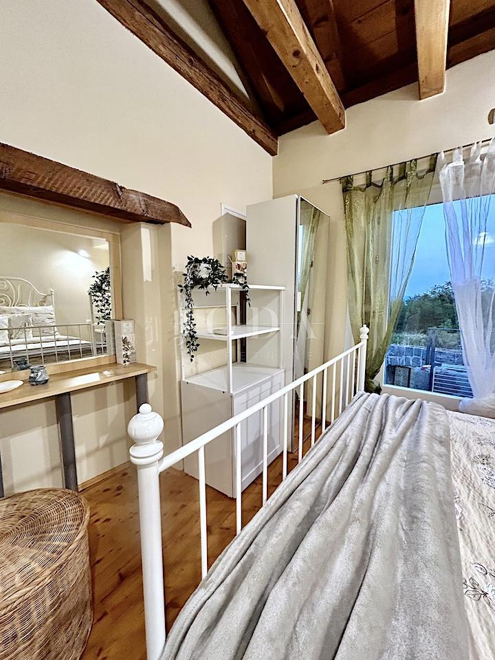 Hiša Grižane-Belgrad, Vinodolska Općina, 585m2