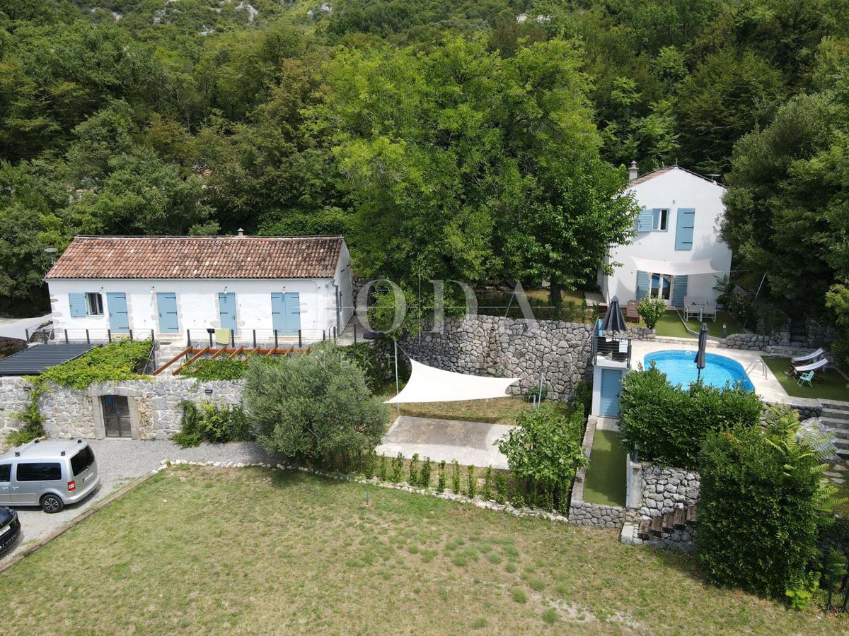 Hiša Grižane-Belgrad, Vinodolska Općina, 585m2