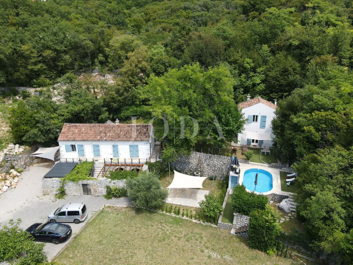 Hiša Grižane-Belgrad, Vinodolska Općina, 585m2