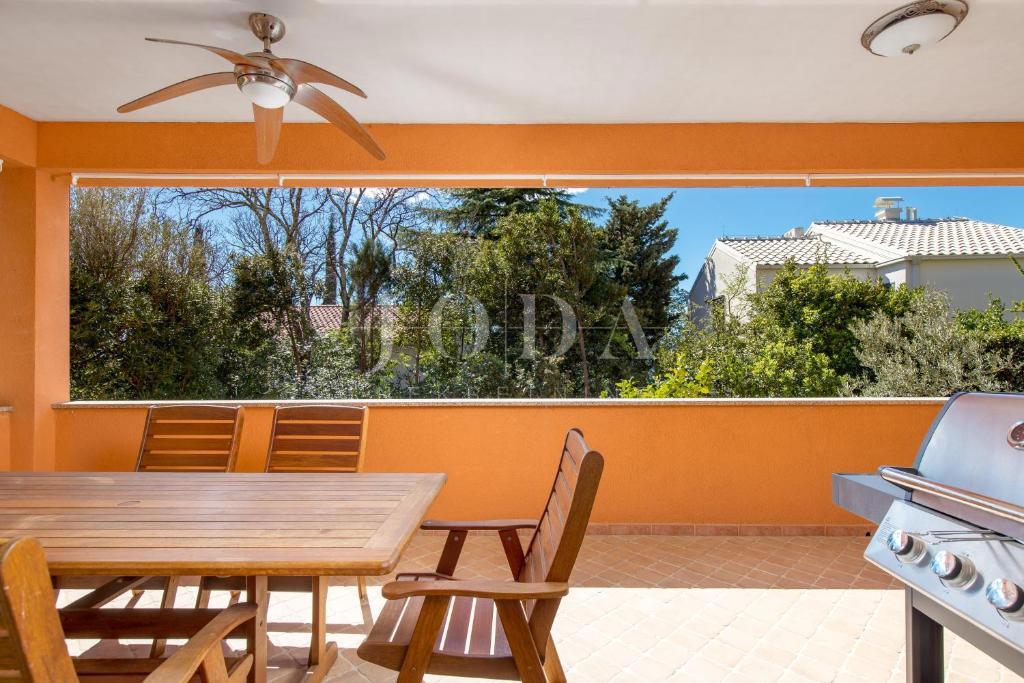 Družinska hiša blizu plaže
