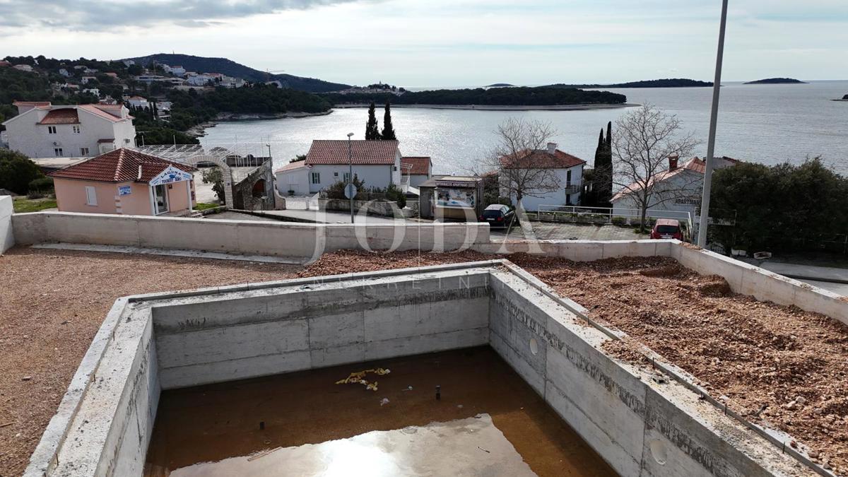 Stanovanje Primošten, 157m2