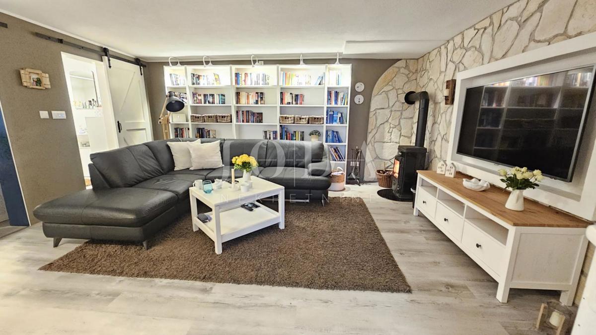 Hiša Klenovica, Novi Vinodolski, 100m2