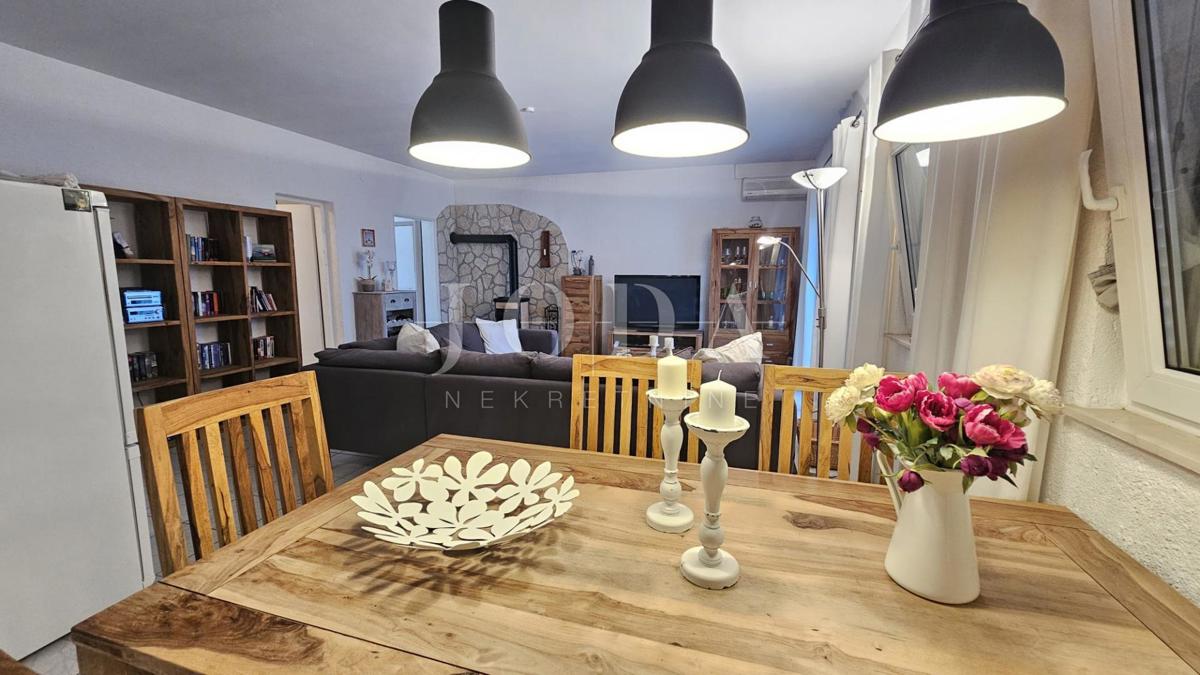 Hiša Klenovica, Novi Vinodolski, 100m2