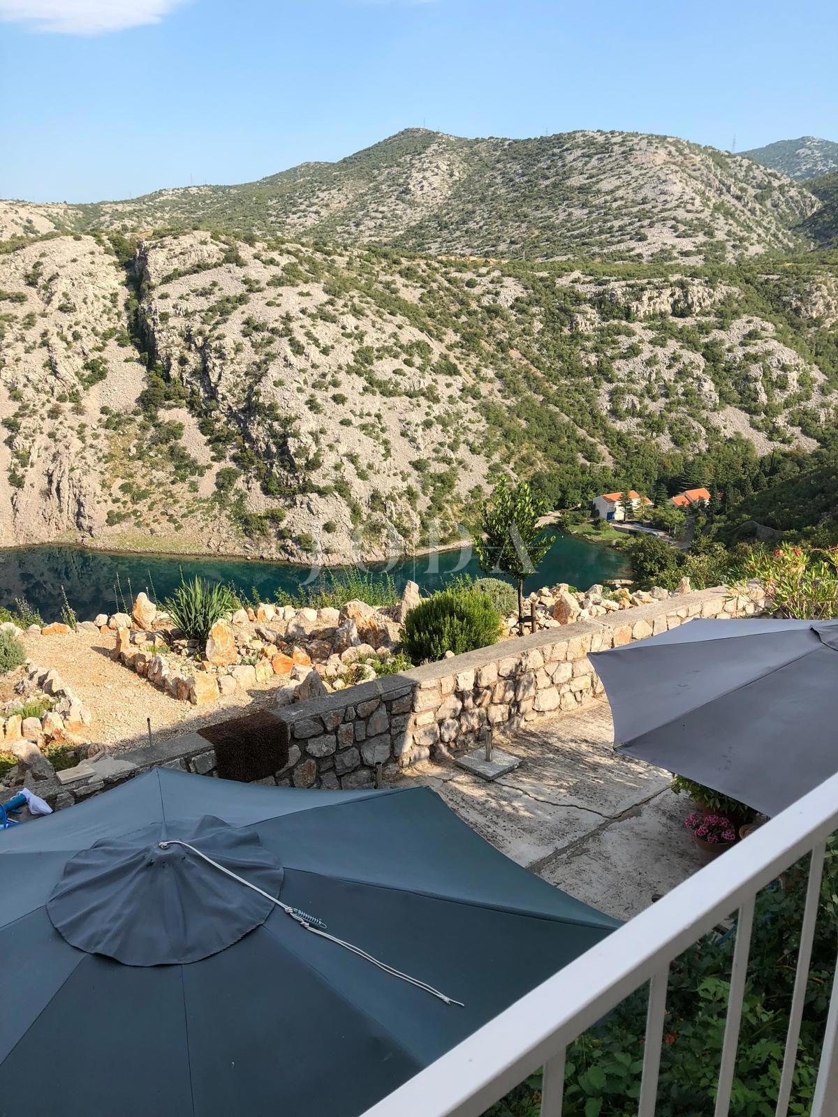 Hiša Klenovica, Novi Vinodolski, 100m2