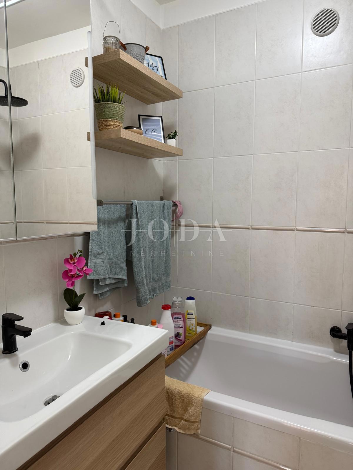 Stanovanje Gornja Drenova, Sveti Ivan Zelina, 59m2