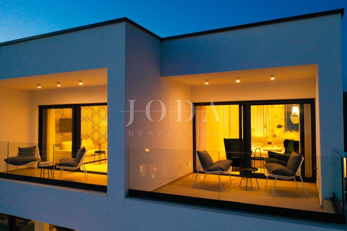 Hiša Novalja,  luxury villa