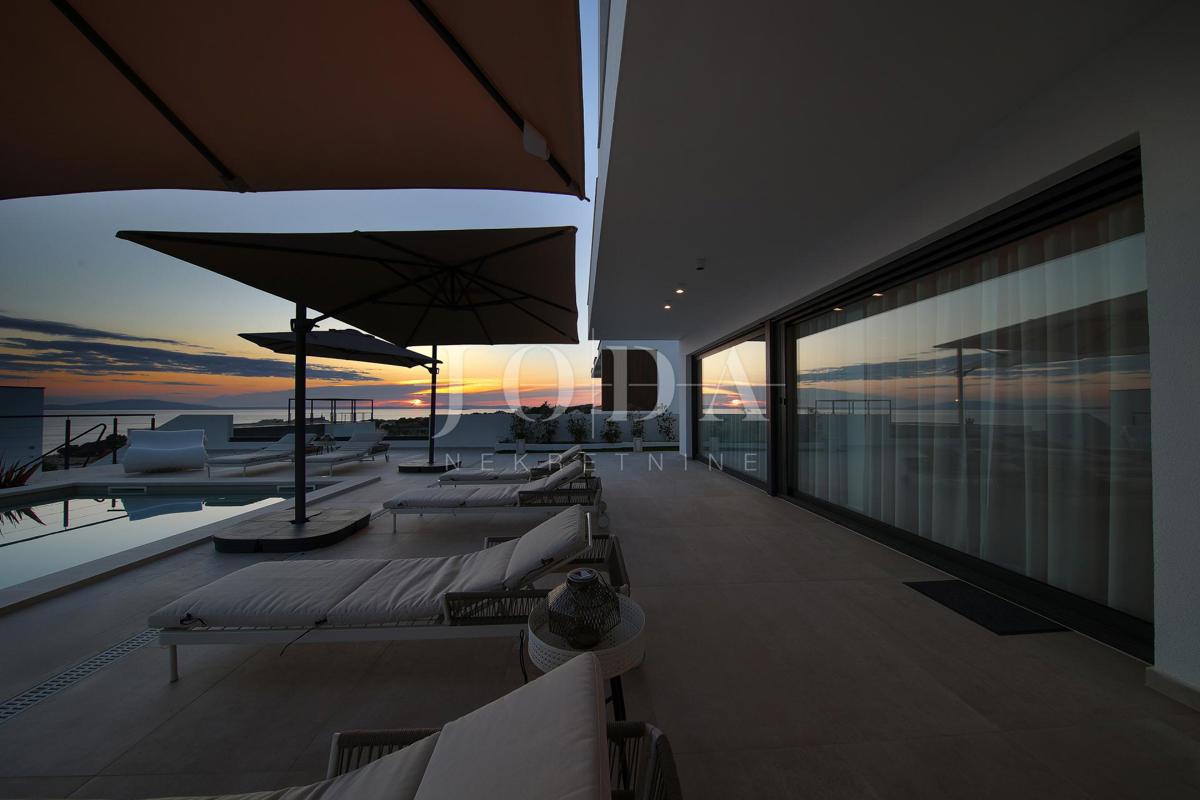 Hiša Novalja,  luxury villa