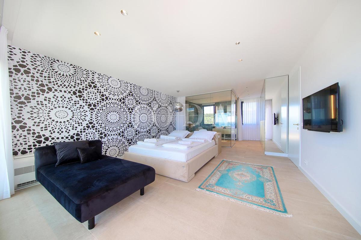 Hiša Novalja,  luxury villa