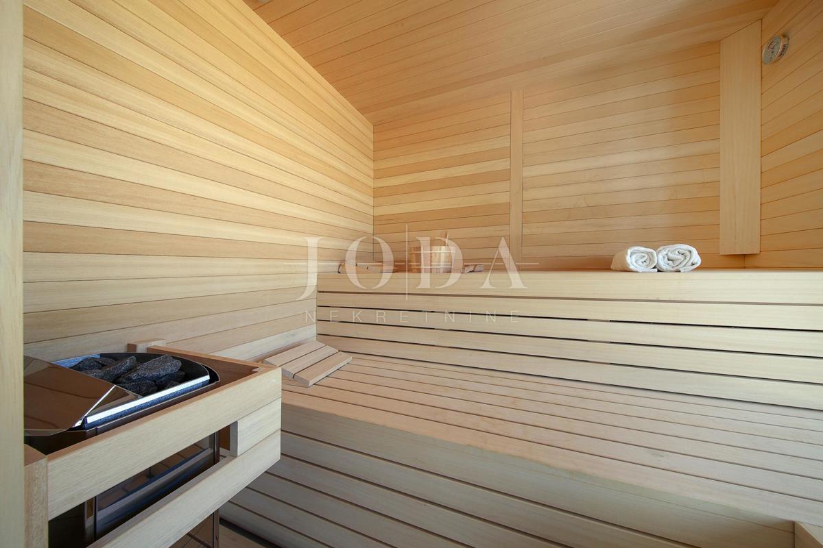 Hiša Novalja,  luxury villa