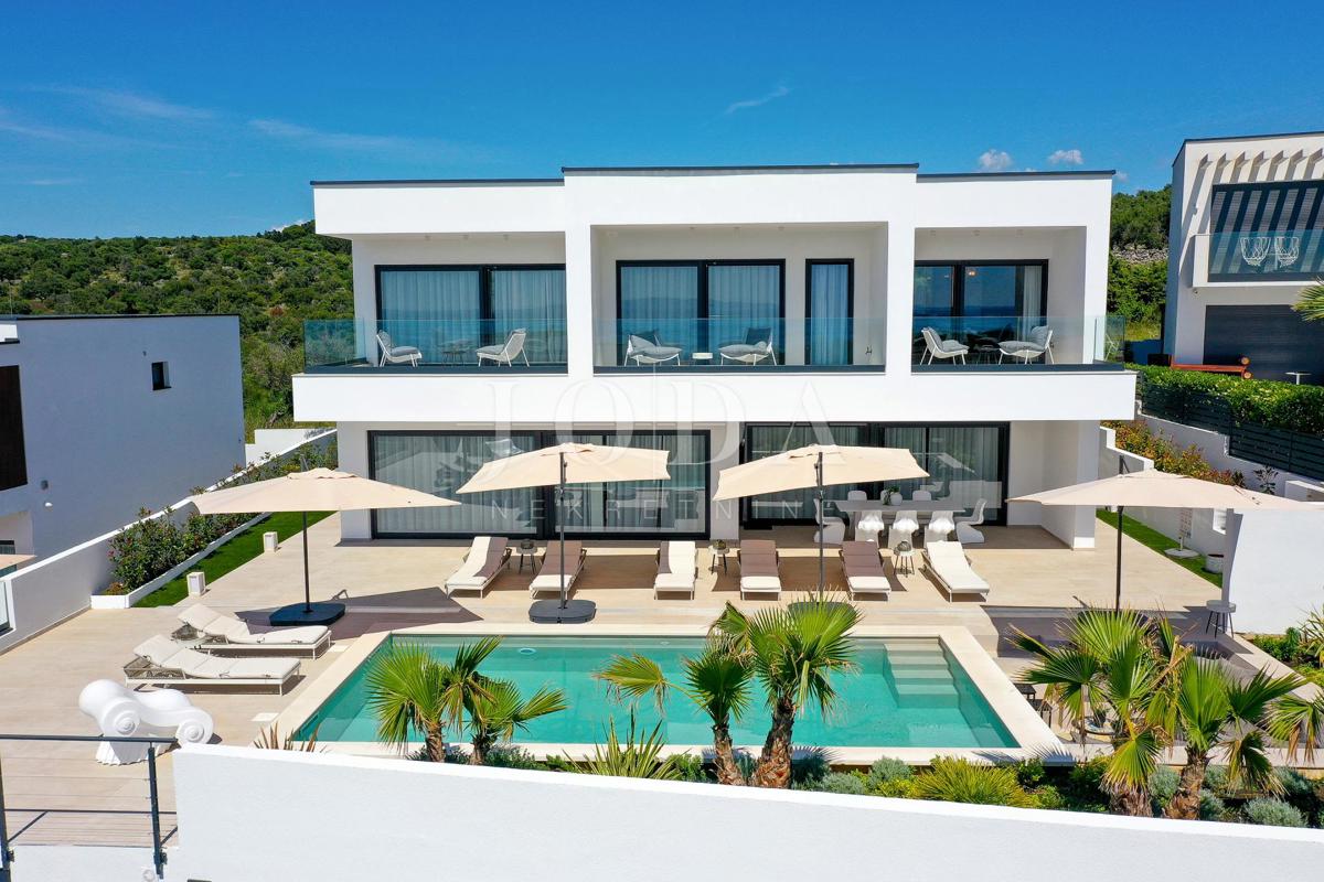 Hiša Novalja,  luxury villa