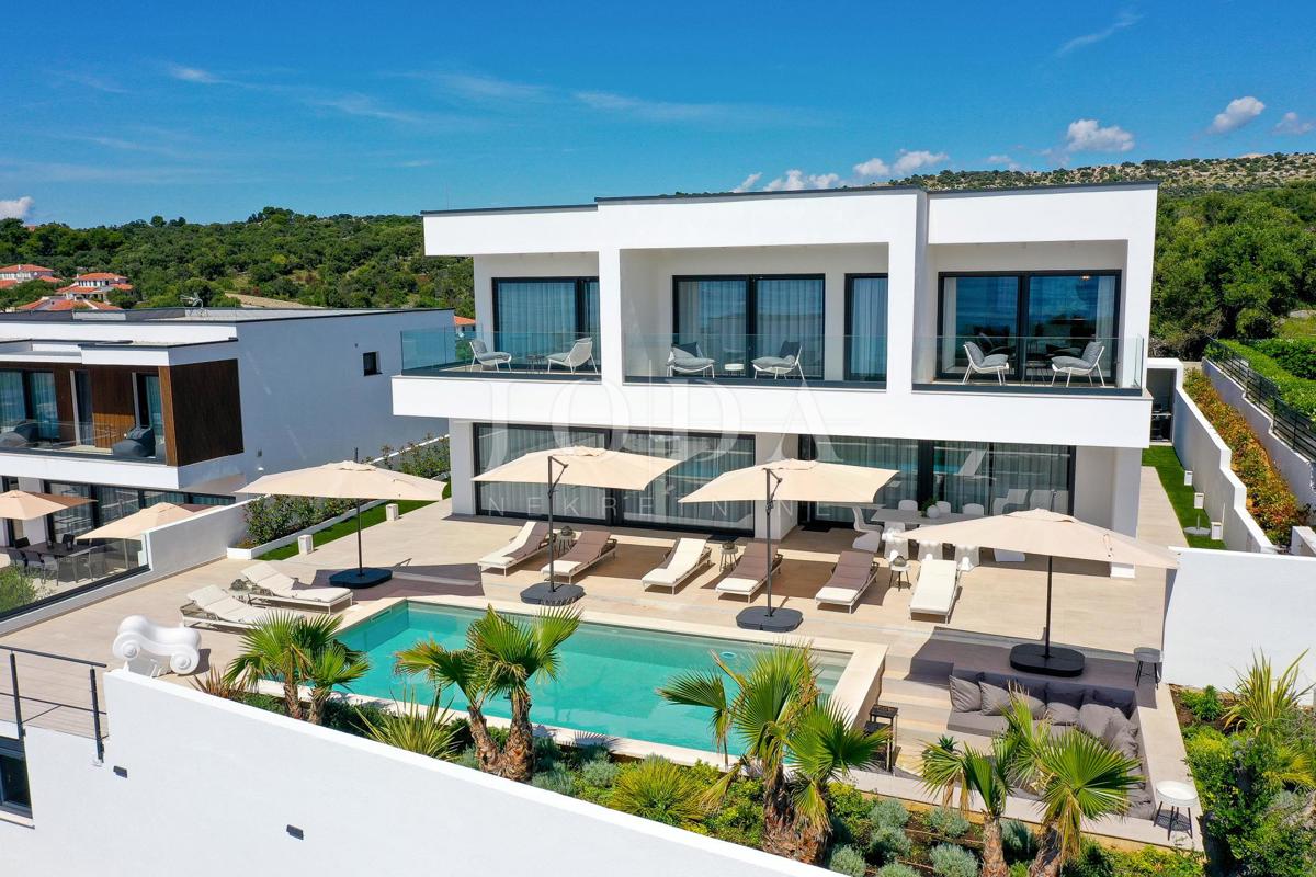 Hiša Novalja,  luxury villa