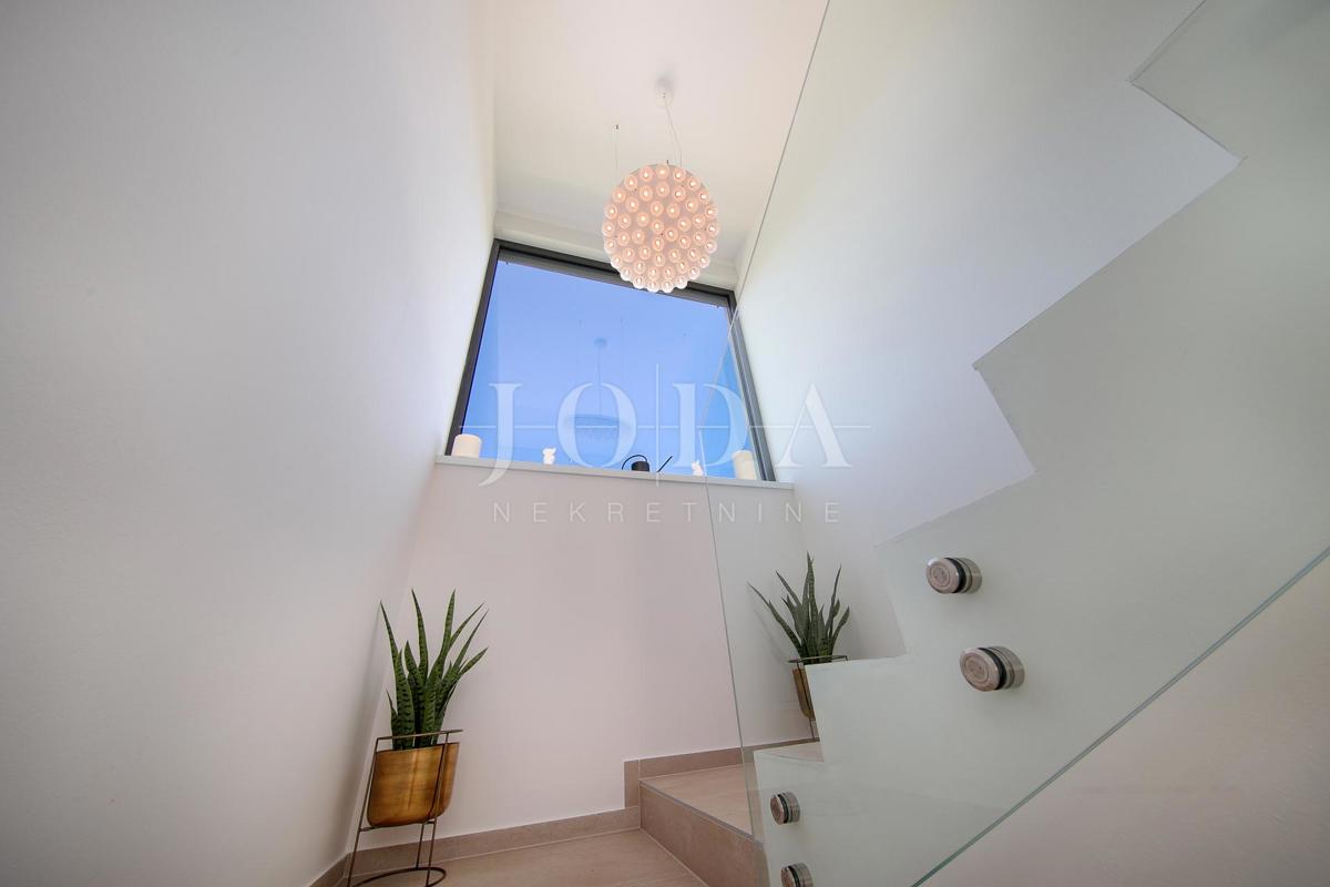 Hiša Novalja,  luxury villa