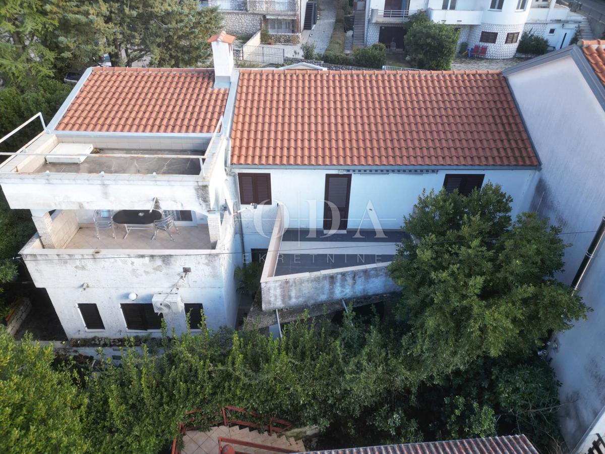 Prodamo stanovanje v Selcih, odlična lokacija in pogled na morje