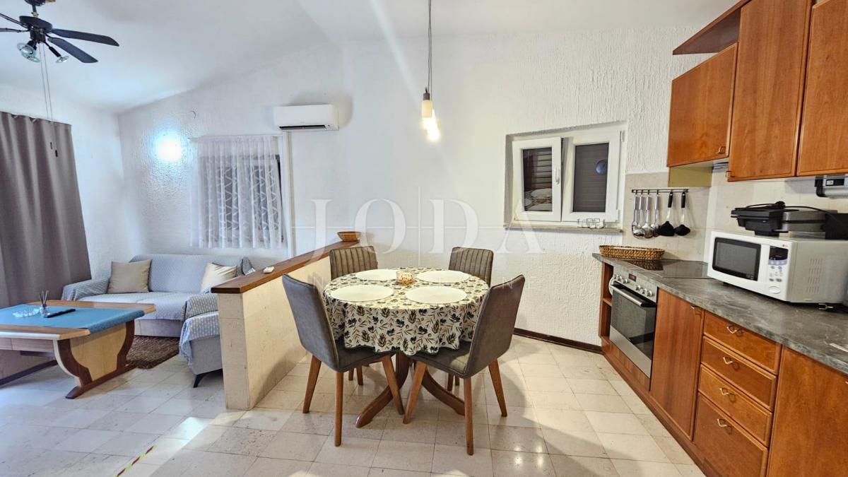 Prodamo stanovanje v Selcih, odlična lokacija in pogled na morje