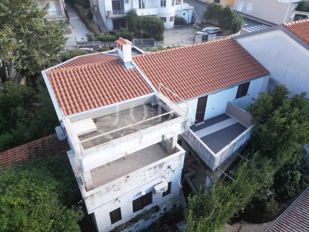 Prodamo stanovanje v Selcih, odlična lokacija in pogled na morje