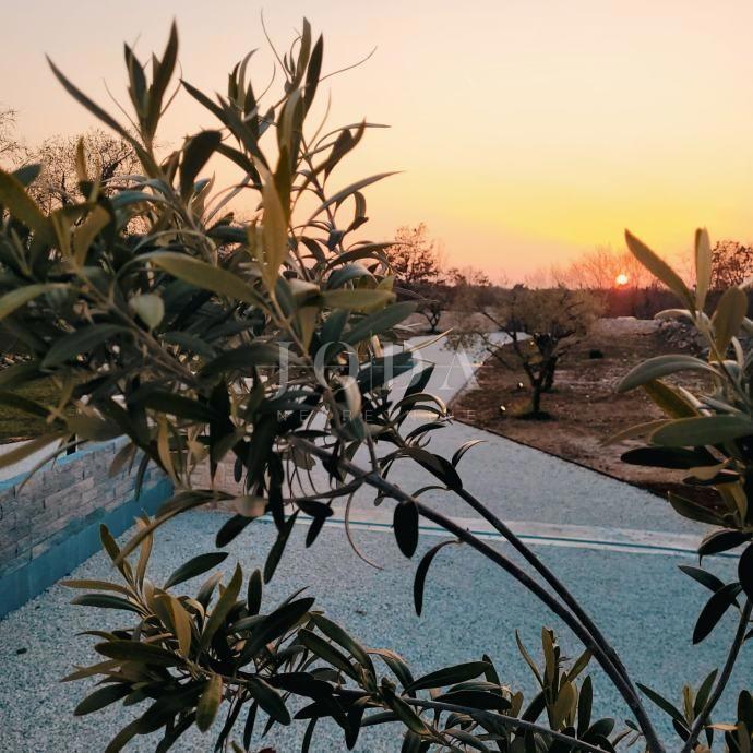 Hiša Svetvinčenat, 130m2