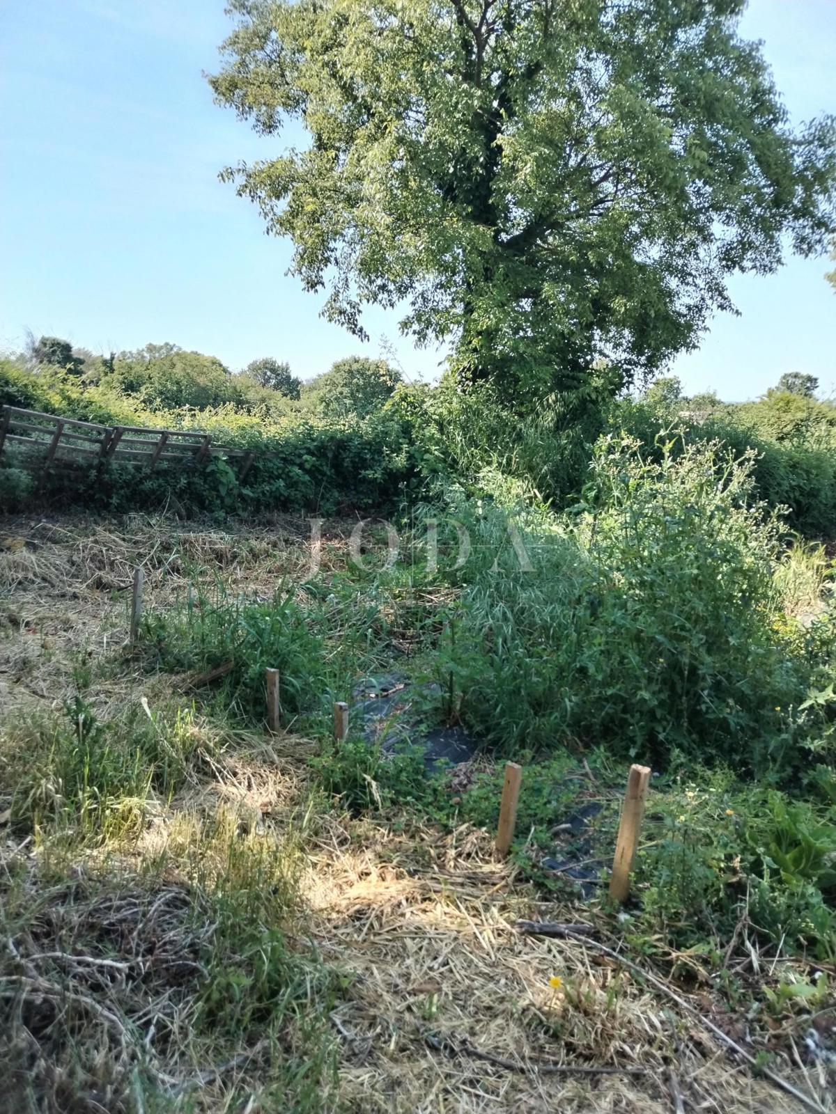 Zemljišče Valtura, Ližnjan, 960m2