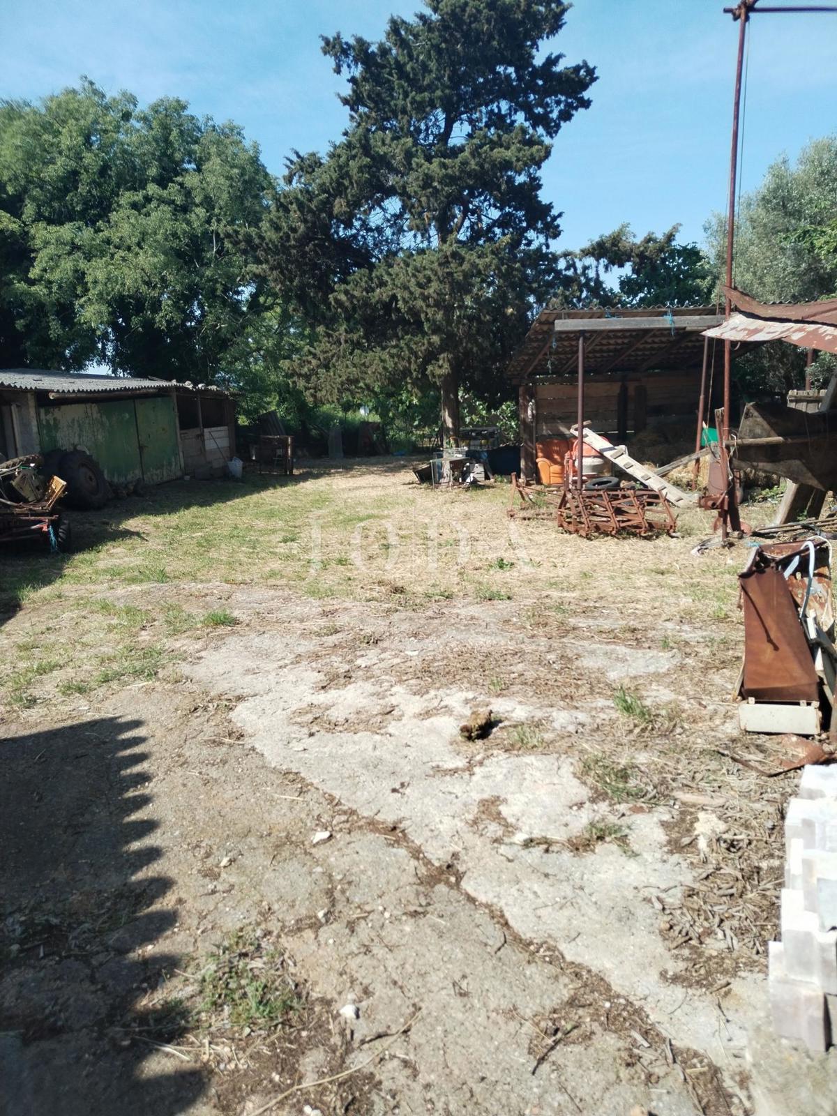 Zemljišče Valtura, Ližnjan, 960m2