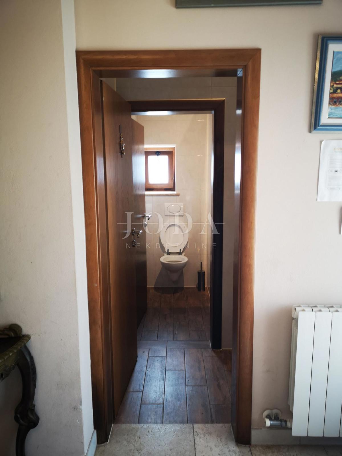 Hiša Tar, Tar-Vabriga, 321,48m2