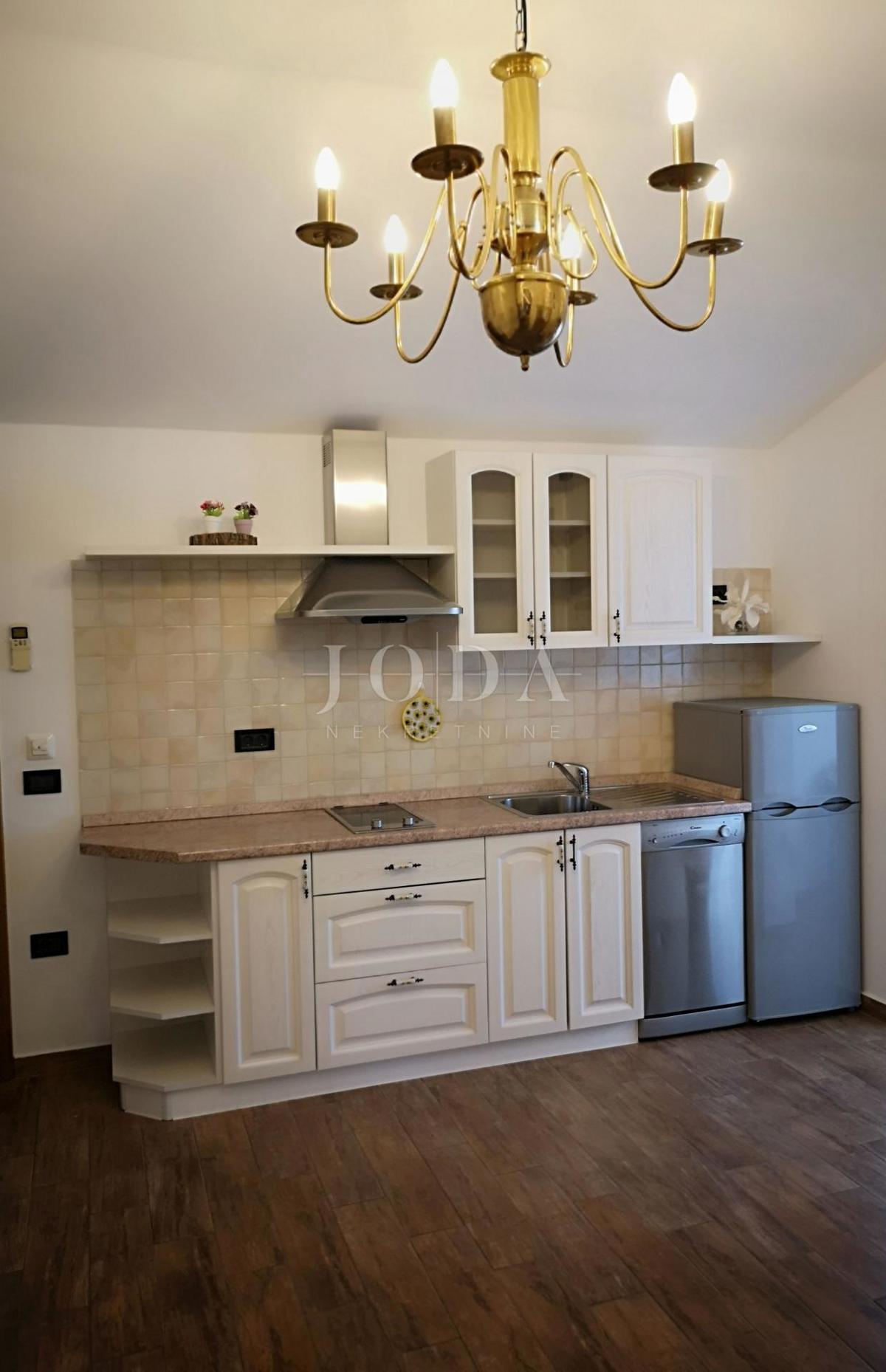 Hiša Tar, Tar-Vabriga, 321,48m2