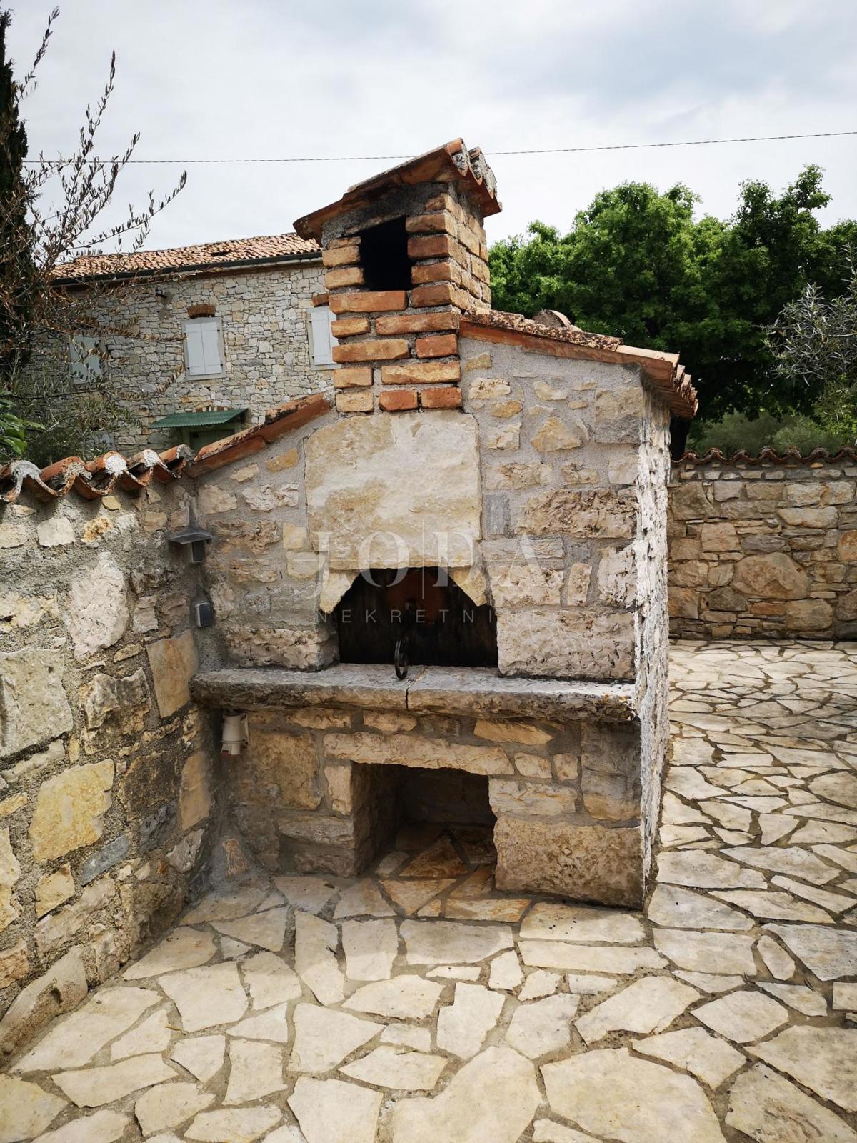 Hiša Tar, Tar-Vabriga, 321,48m2