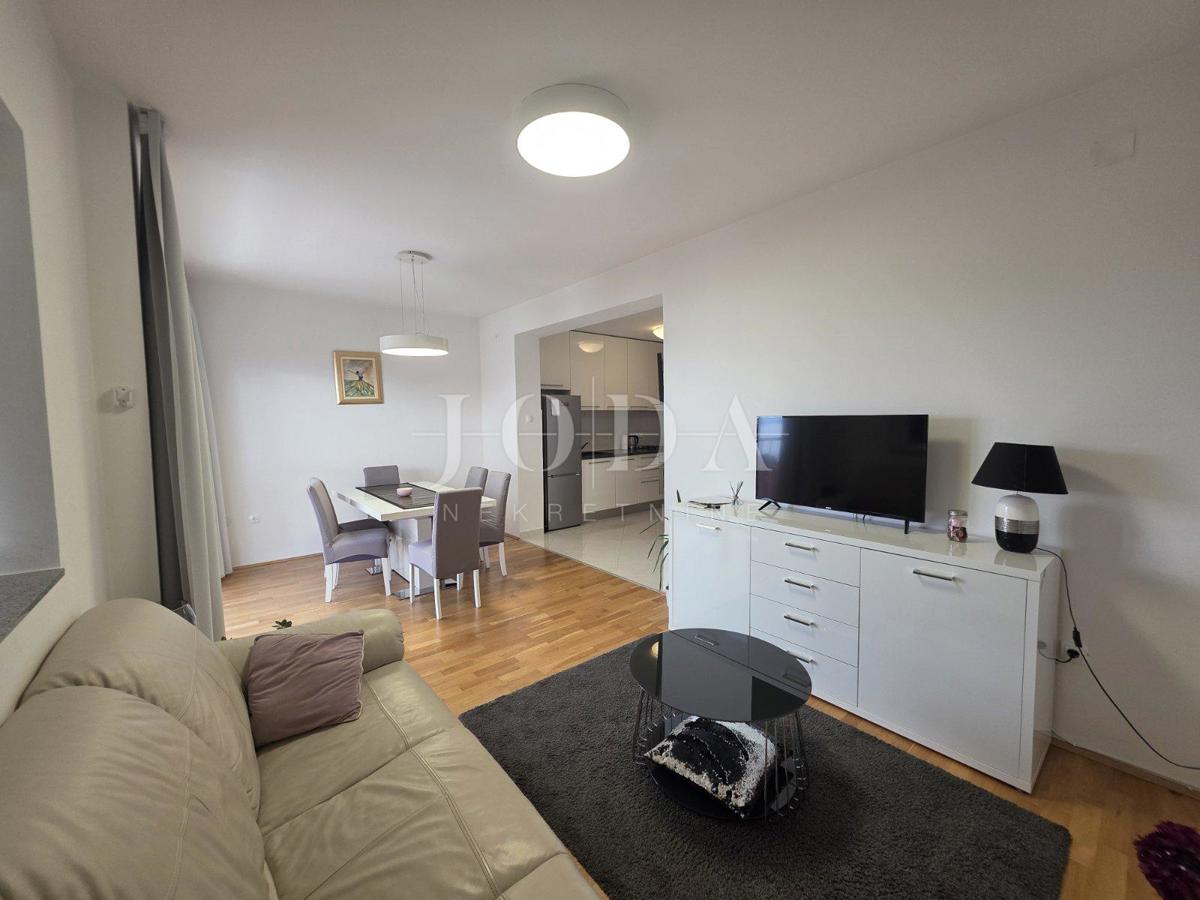 Stanovanje Novi Vinodolski, 58,35m2