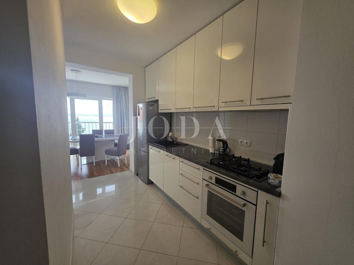 Stanovanje Novi Vinodolski, 58,35m2