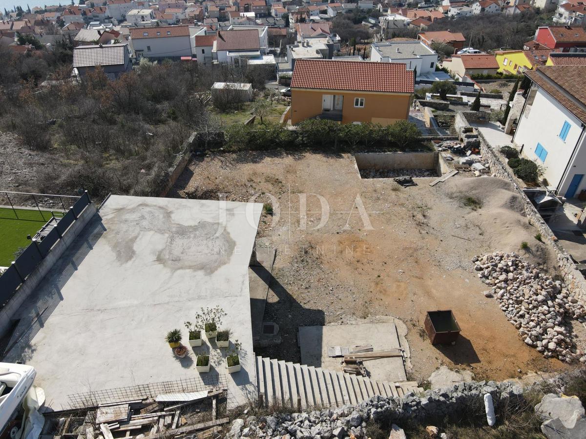 Zemljišče Crikvenica, 696m2