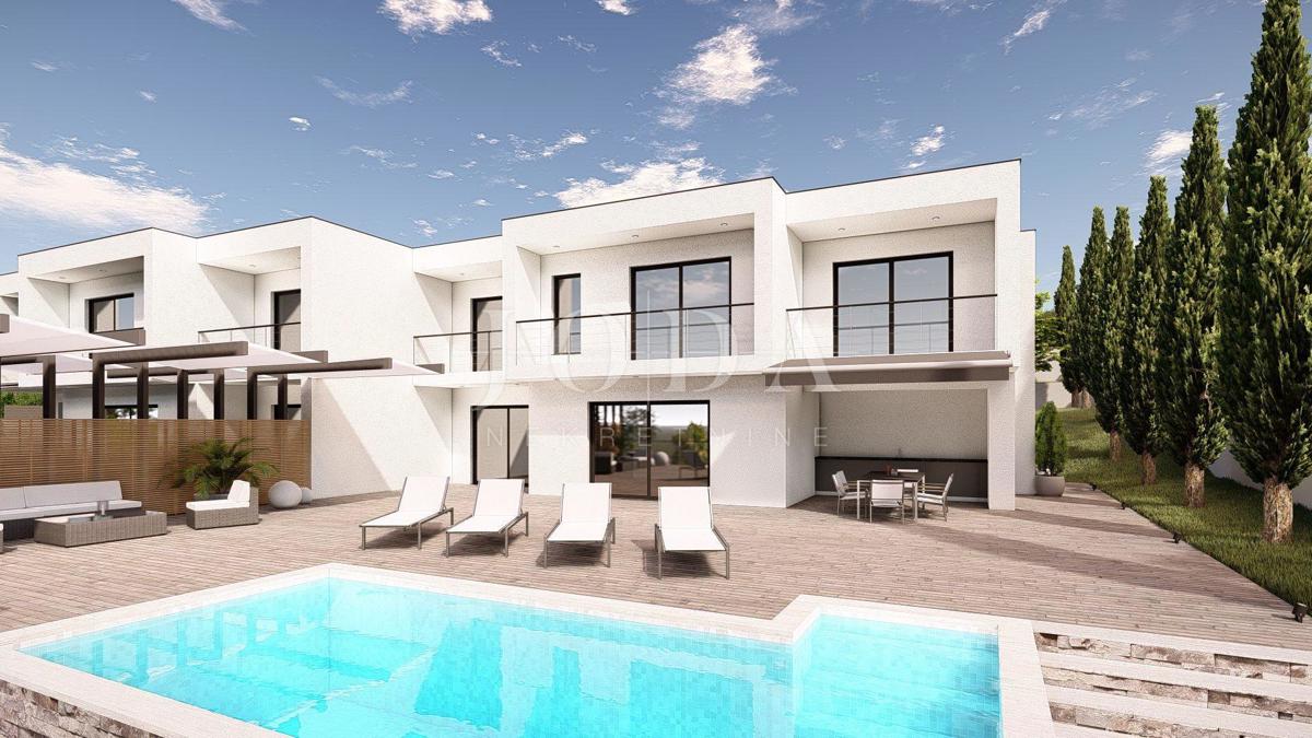 Hiša Crikvenica, 456m2