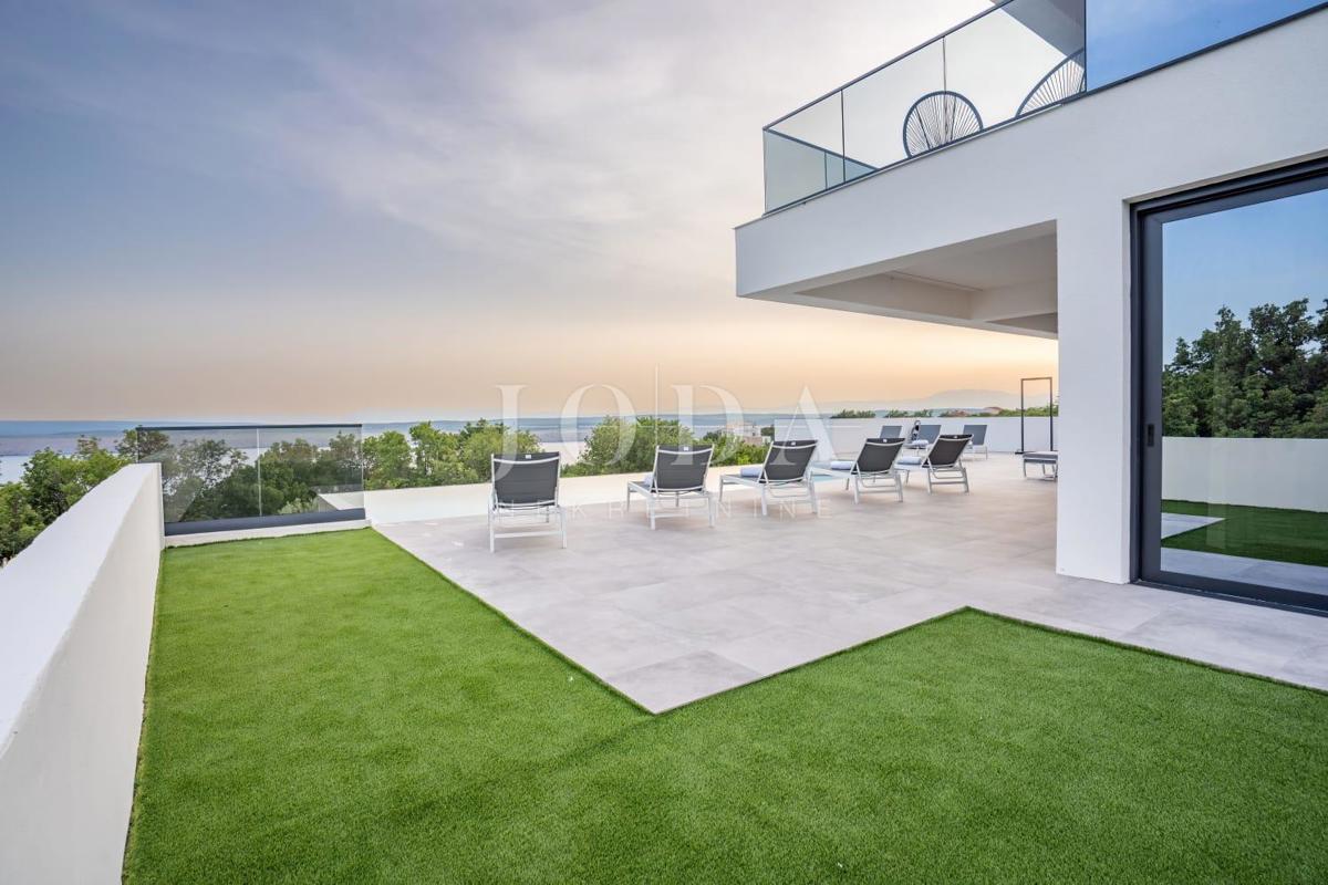 Hiša Jadranovo, Crikvenica, 200m2
