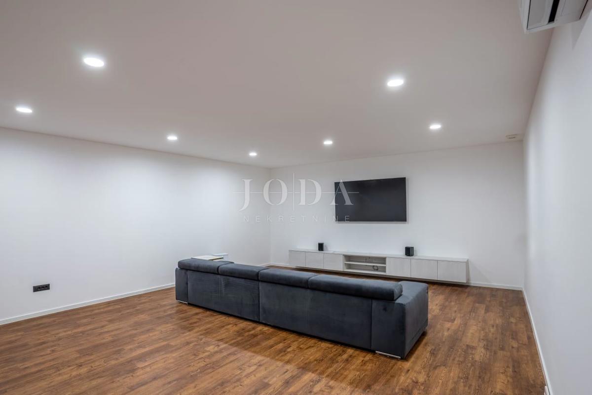 Hiša Jadranovo, Crikvenica, 200m2