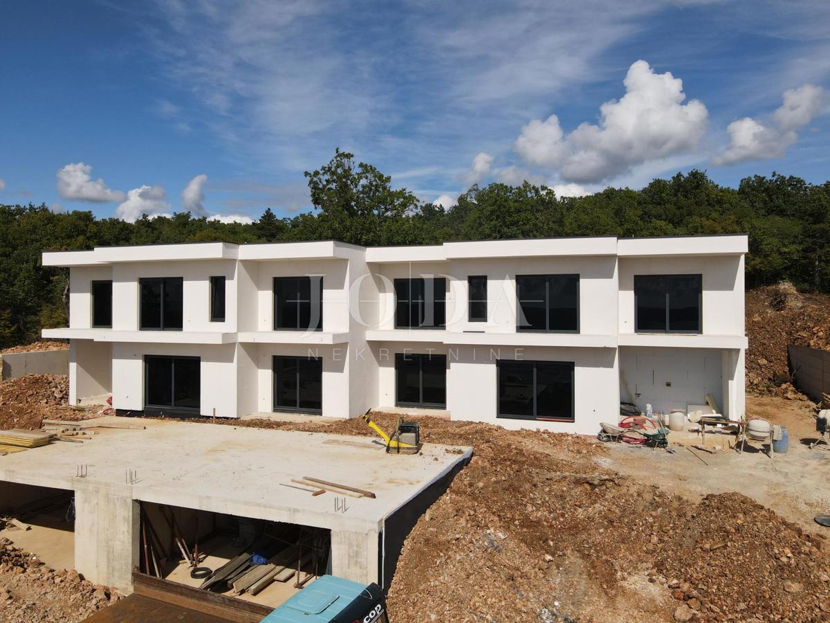 Hiša Crikvenica, 228m2