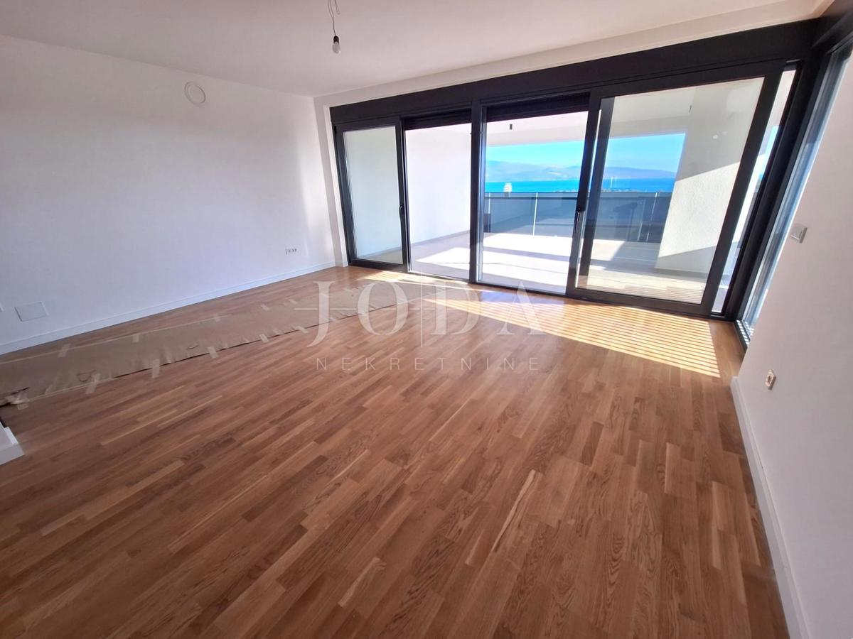 Luksuzno stanovanje z bazenom in teraso, mesto Krk