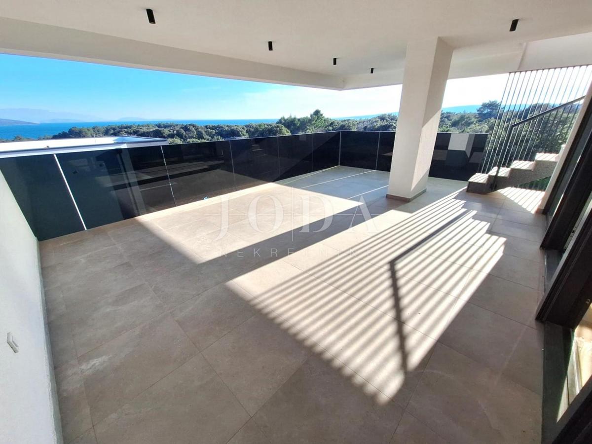 Luksuzno stanovanje z bazenom in teraso, mesto Krk