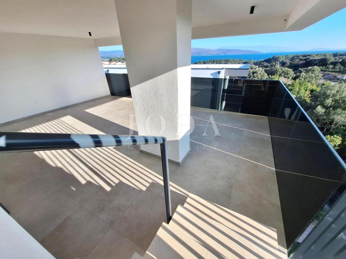 Luksuzno stanovanje z bazenom in teraso, mesto Krk