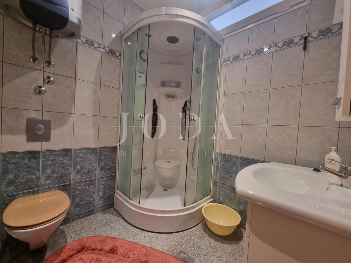 Hiša Crikvenica, 520m2