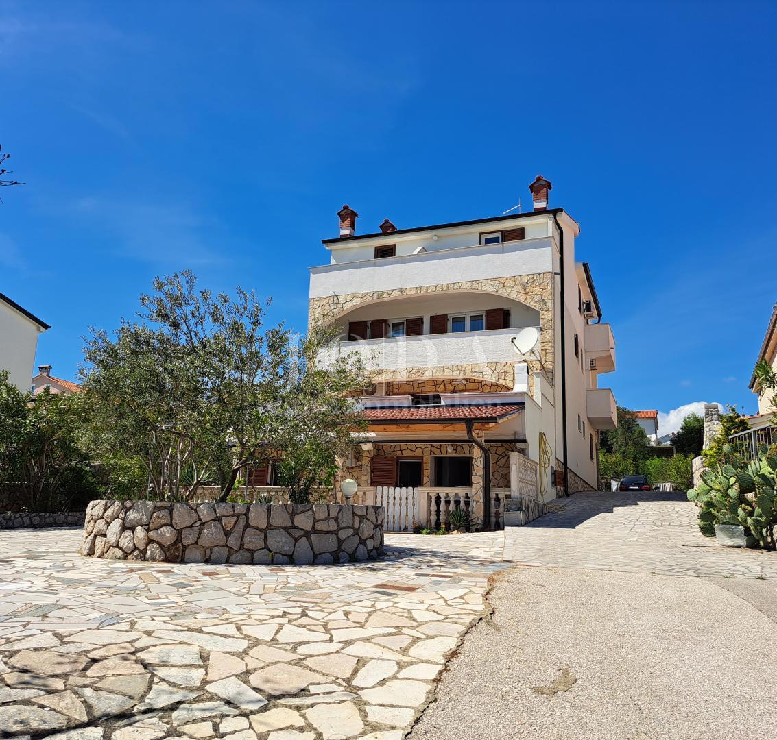 Otok Krk - apartmajska hiša s čudovitim pogledom na morje