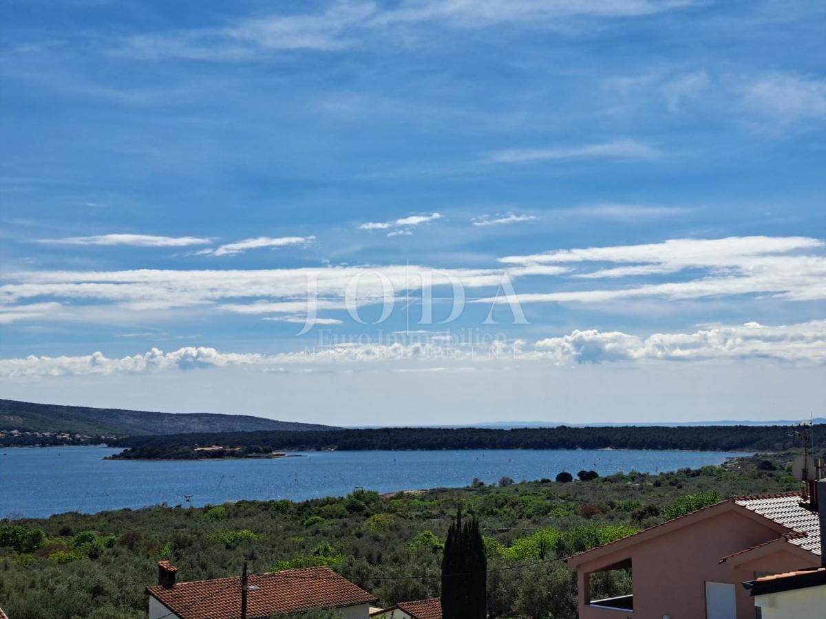 Otok Krk - apartmajska hiša s čudovitim pogledom na morje