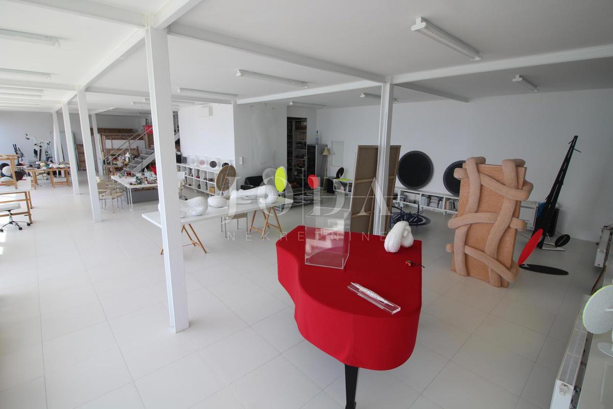 Impresivna villa na moru! Sinergija prostora, čovjeka i mora!