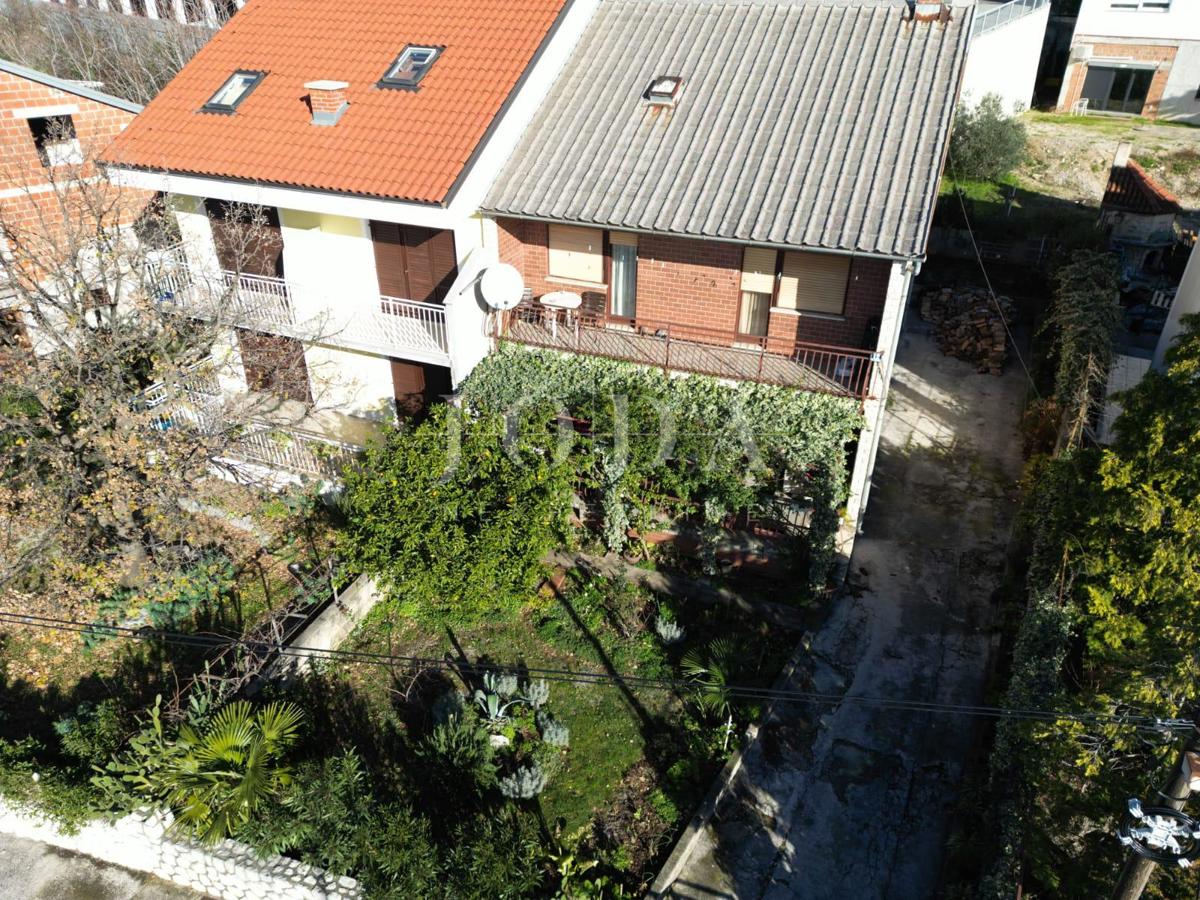 Crikvenica, dvojček na odlični lokaciji