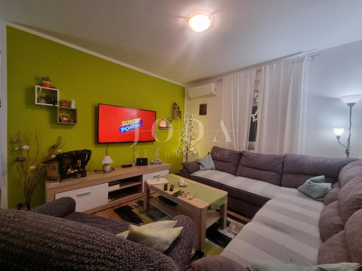 Stanovanje Novi Vinodolski, 81,19m2