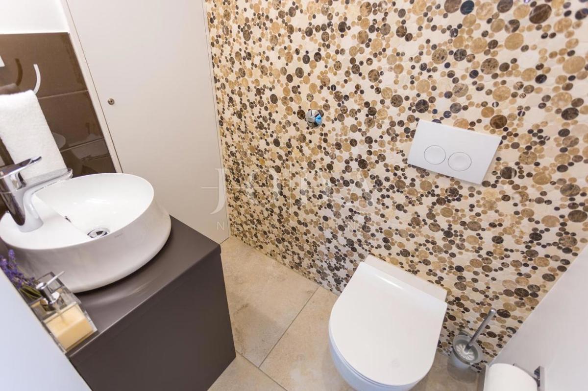 Luksuzna vila s pogledom na morje - okolica mesta Krk