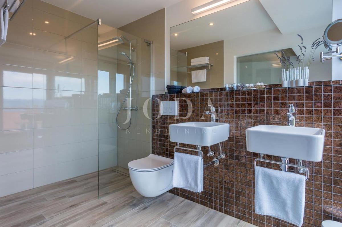 Luksuzna vila s pogledom na morje - okolica mesta Krk