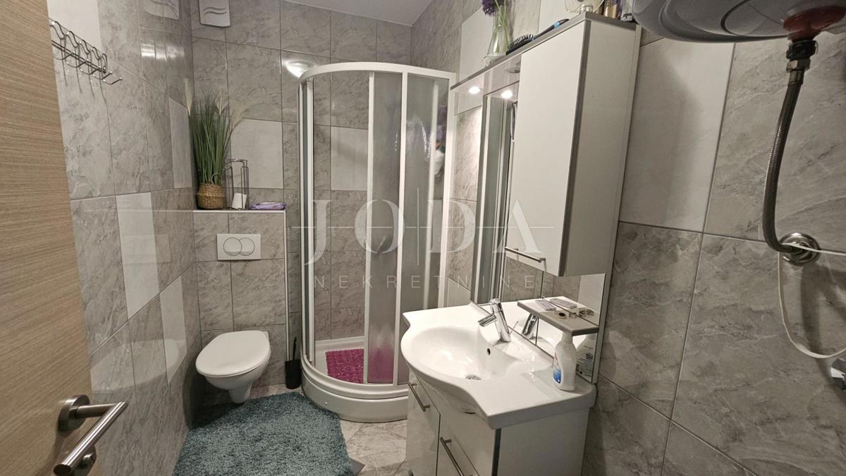 Stanovanje 35 metrov od morja