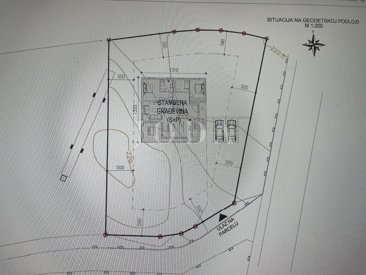 Zemljišče Labin, 1.100m2