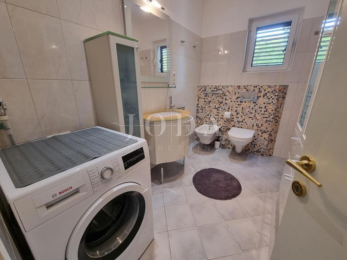 Punat - apartma na top lokaciji 100 m od morja!